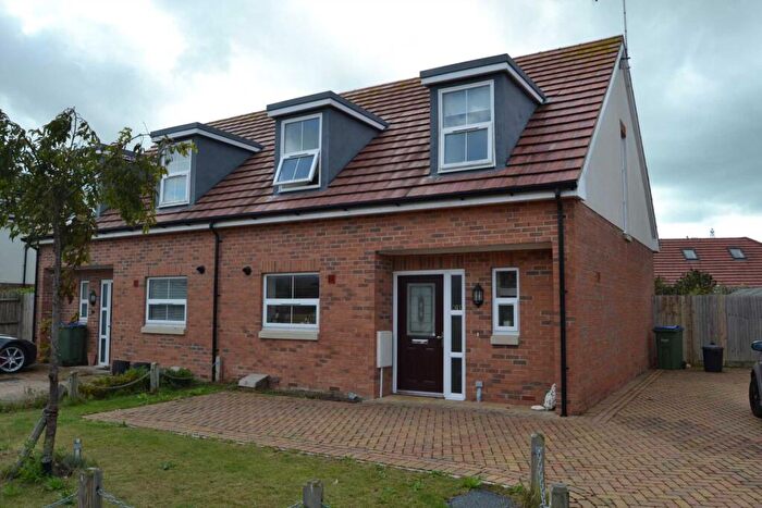 3 Bedroom Semi-Detached House To Rent In Glenbarrie Way, Ferring, BN12