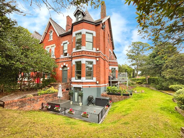 2 Bedroom Flat To Rent In Palatine Road, Didsbury, Manchester, M20