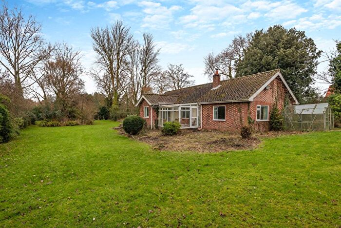 3 Bedroom Detached Bungalow For Sale In The Street, Wiveton, Holt, NR25