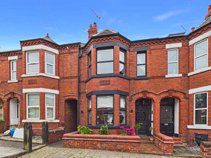 4 Bedroom Terraced House For Sale In Moss Bank, Chester, CH1