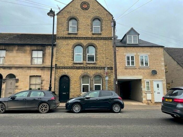 1 Bedroom Flat To Rent In St Leonards Street, Stamford, PE9