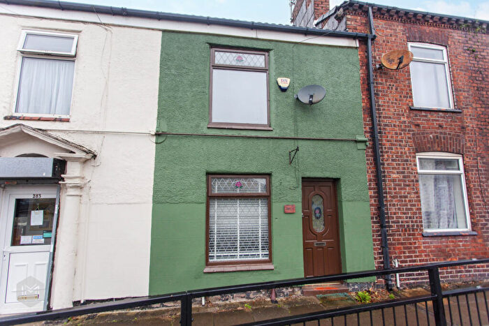 2 Bedroom Terraced House For Sale In Leigh Road, Atherton, Manchester, M46