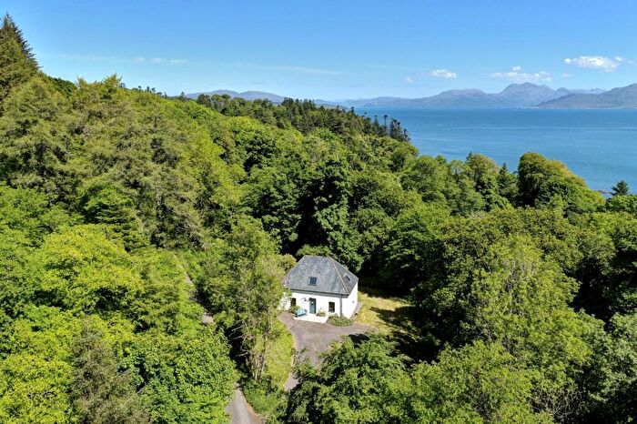 2 Bedroom House For Sale In Armadale, Ardvasar, Isle Of Skye, IV45