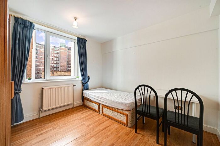 1 Bedroom Flat To Rent In Chelsea Cloisters, Sloane Avenue, SW3