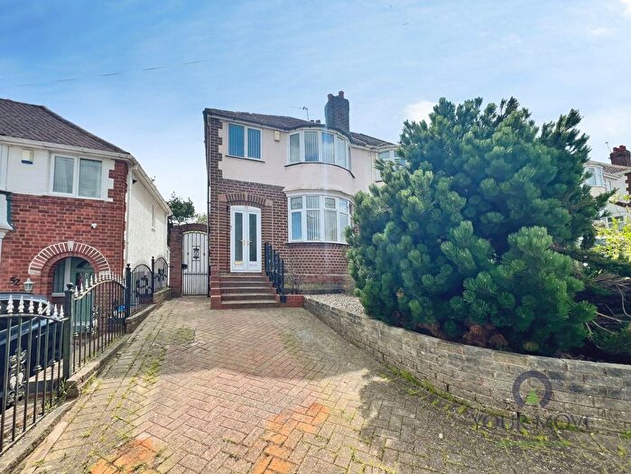 3 Bedroom Semi Detached House For Sale In Old Park Road, Dudley, West Midlands, DY1