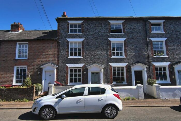 3 Bedroom Terraced House To Rent In Cavendish Street, Chichester, PO19