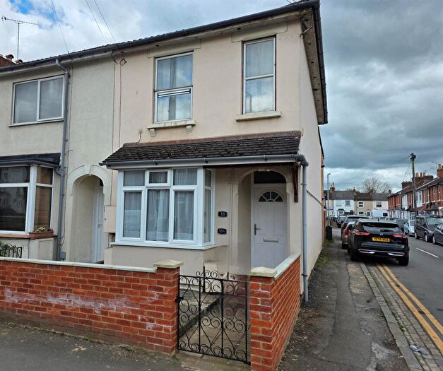 1 Bedroom Maisonette For Sale In Bicester Road, Aylesbury, HP19