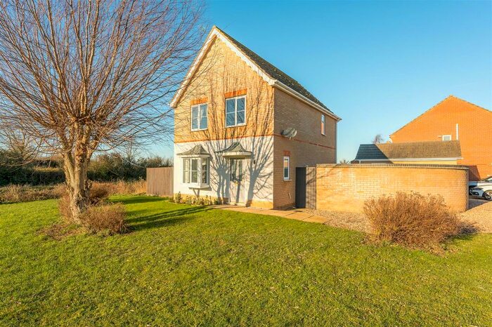 3 Bedroom Detached House For Sale In Bluebell Walk, Wyberton Fen, Boston, PE21