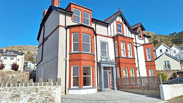 4 Bedroom Semi-Detached House For Sale In Tudno Street, Llandudno, Conwy, LL30