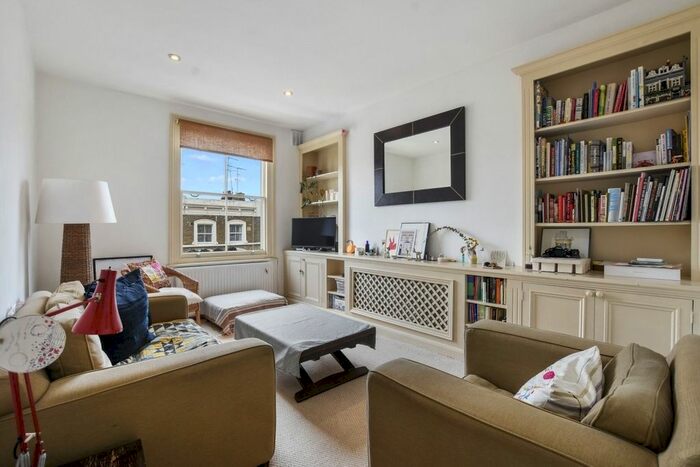 2 Bedroom Flat To Rent In Sevington Street, London, W9