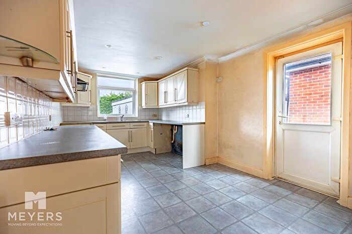 2 Bedroom Detached Bungalow For Sale In Brockley Road, Bournemouth, BH10