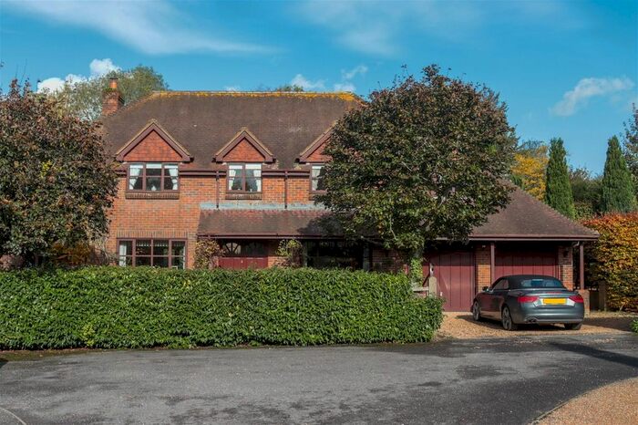 4 Bedroom Detached House For Sale In Micklesham House, North Street, Bishops Sutton, Alresford, SO24