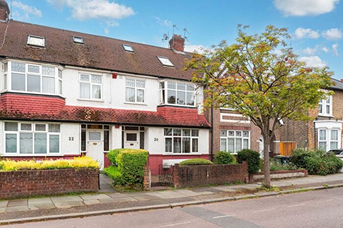 6 Bedroom Terraced House For Sale In Westdown Road, Catford, London, SE6