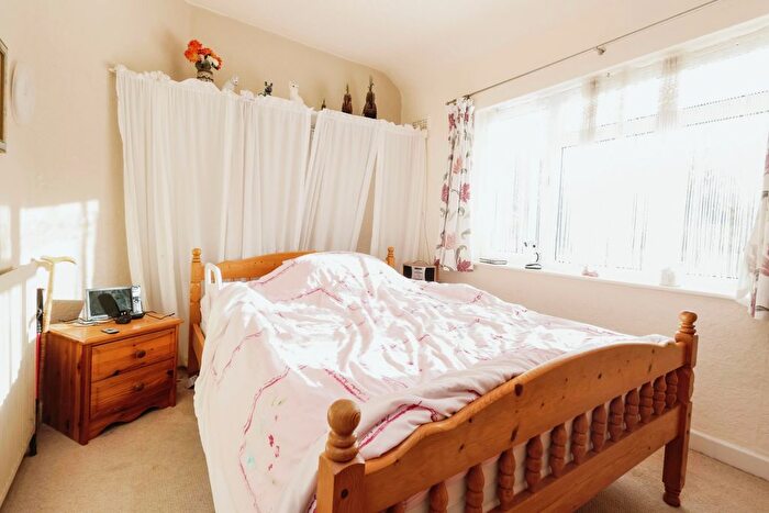 2 Bedroom Terraced House For Sale In Colworth Road, Birmingham, West Midlands, B31