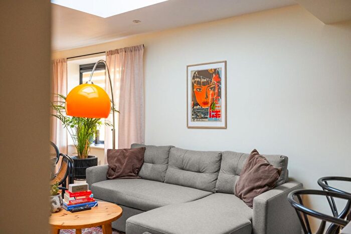 2 Bedroom Flat For Sale In St Nicholas Court, Bishopsworth, BS13