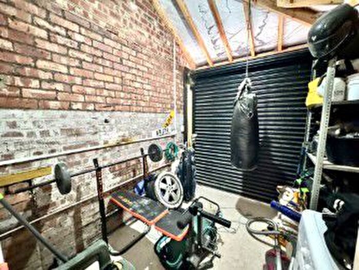 3 Bedroom Semi-Detached House For Sale In Ash Road, Denton, Manchester, M34