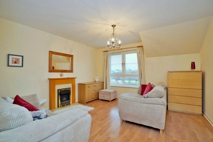 2 Bedroom Flat To Rent In Eday Road, Aberdeen, AB15