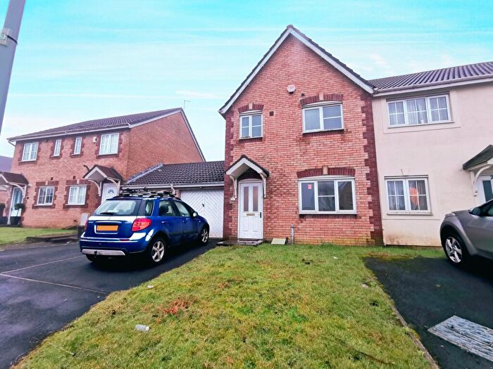 3 Bedroom House To Rent In Cwrt Lafant. Llansamlet, SA7