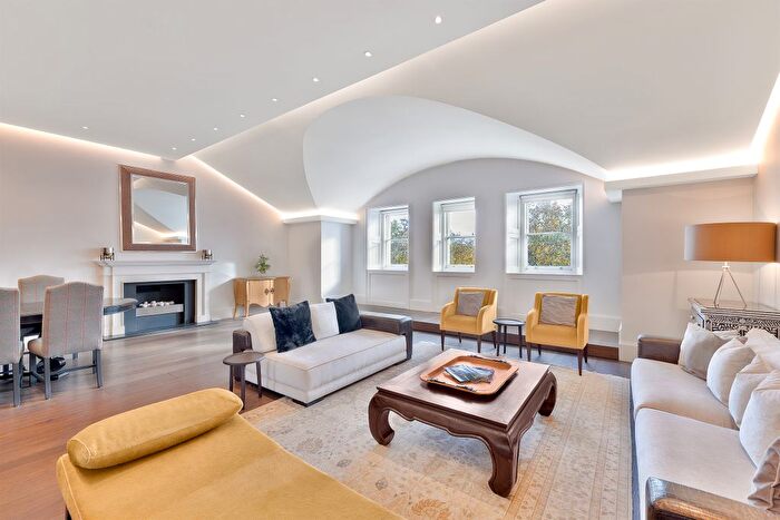 4 Bedroom Flat For Sale In Lancaster Parkside, London, W2