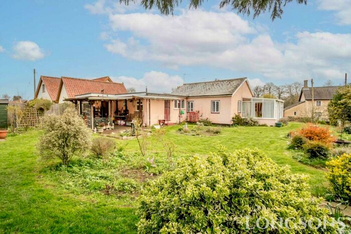 2 Bedroom Detached Bungalow For Sale In College Road, Thompson, IP24