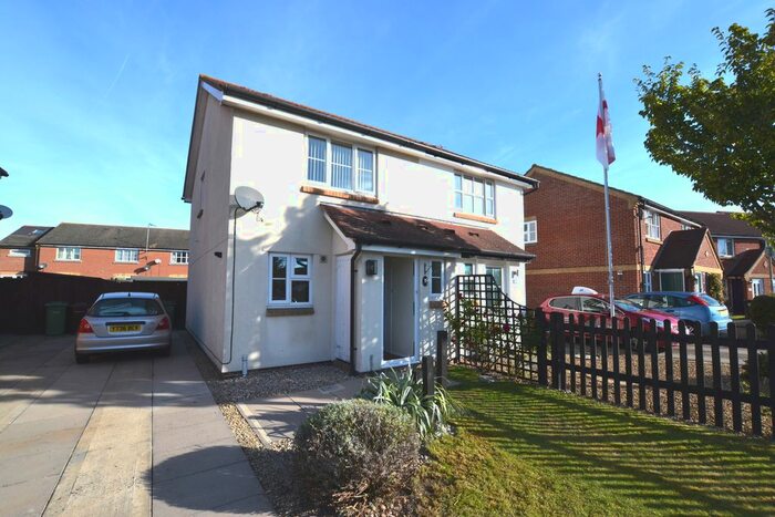 2 Bedroom Semi-Detached House To Rent In Weavercroft, Didcot, OX11