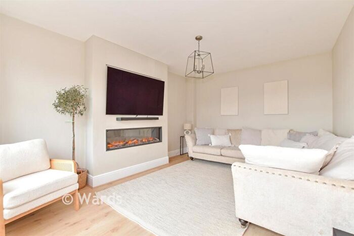 3 Bedroom Detached House For Sale In Hoplands Road, Canterbury, Kent, CT3