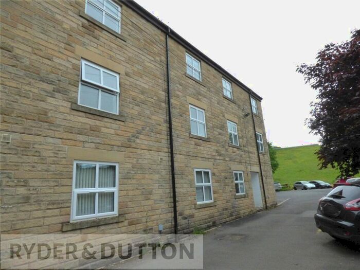 3 Bedroom Apartment To Rent In Holcombe Road, Helmshore, Rossendale, Lancashire, BB4