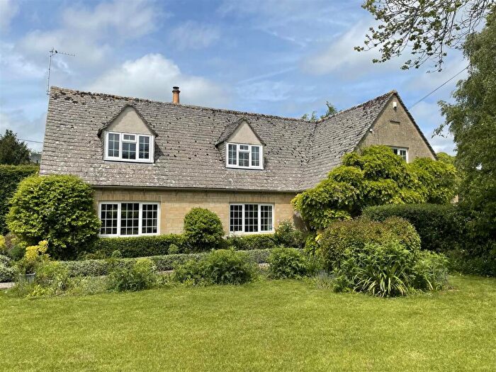 4 Bedroom Detached House For Sale In Filkins, Lechlade, GL7