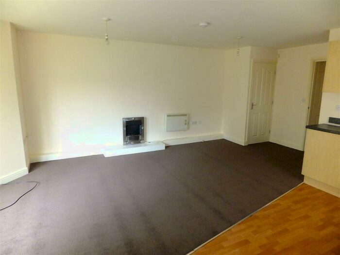 2 Bedroom Apartment To Rent In Prescott Court, Walkden, Worsley, M28