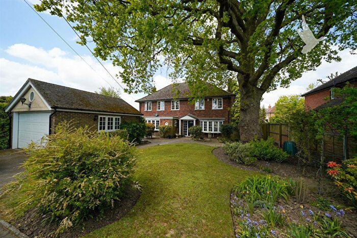 5 Bedroom Detached House For Sale In Church Road, Wickham Bishops, CM8