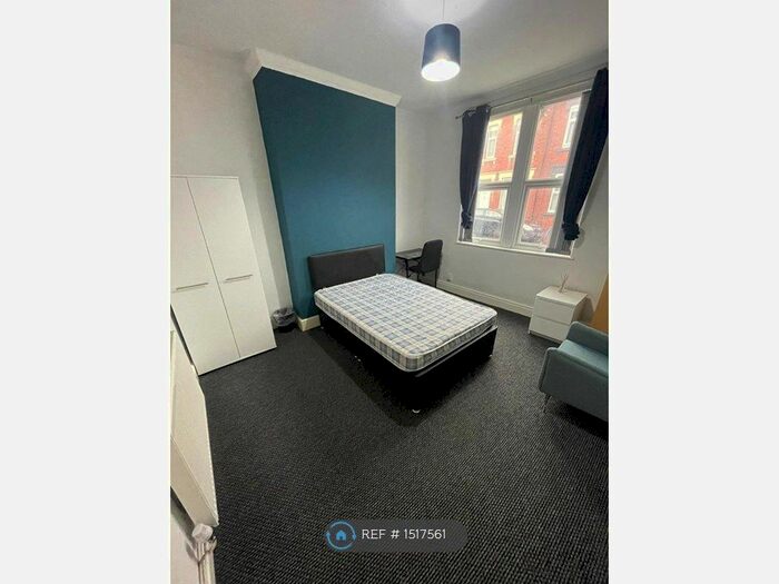 5 Bedroom Terraced House To Rent In Boughey Road, Stoke-On-Trent, ST4