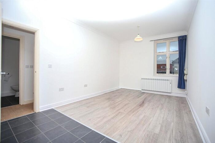 1 Bedroom Apartment To Rent In Knapp Road, Cheltenham, Gloucestershire, GL50