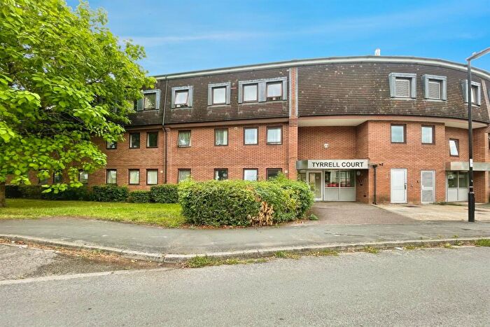1 Bedroom Flat To Rent In Tyrell Court, Brookside Way, SO18