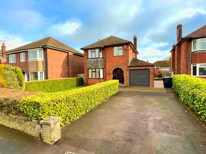 3 Bedroom Detached House For Sale In Wetley Avenue, Werrington, Stoke-On-Trent, ST9