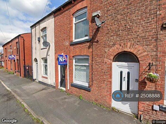 2 Bedroom Terraced House To Rent In Brown St, Oldham, M35