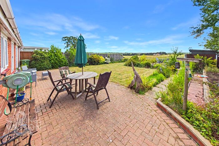 2 Bedroom Semi-Detached Bungalow For Sale In Dukes Drive, Halesworth, IP19