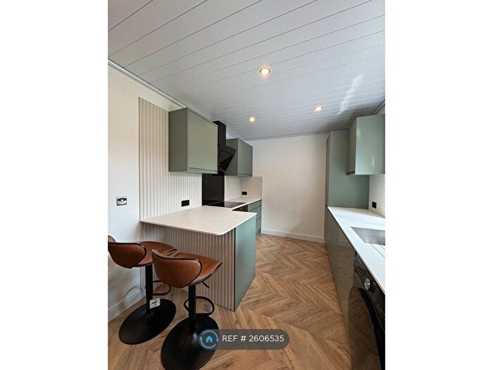 5 Bedroom Maisonette To Rent In Burchester Avenue, Headington, Oxford, OX3