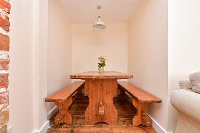 4 Bedroom Terraced House For Sale In Love Lane, Canterbury, Kent, CT1
