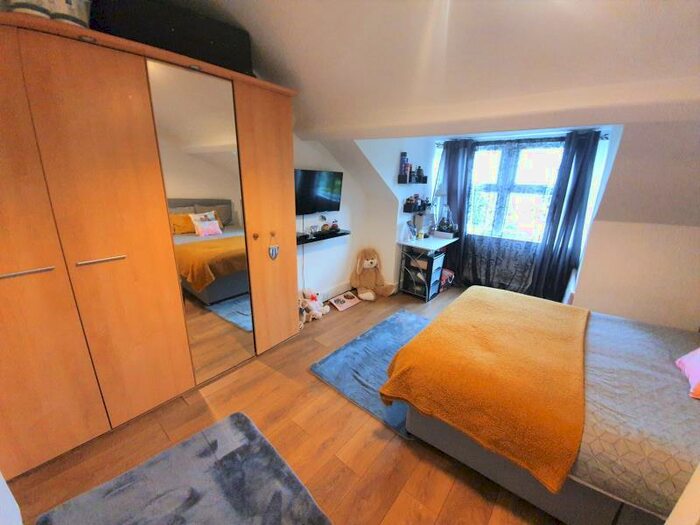 1 Bedroom Flat To Rent In Sunningfields Road, Hendon, NW4