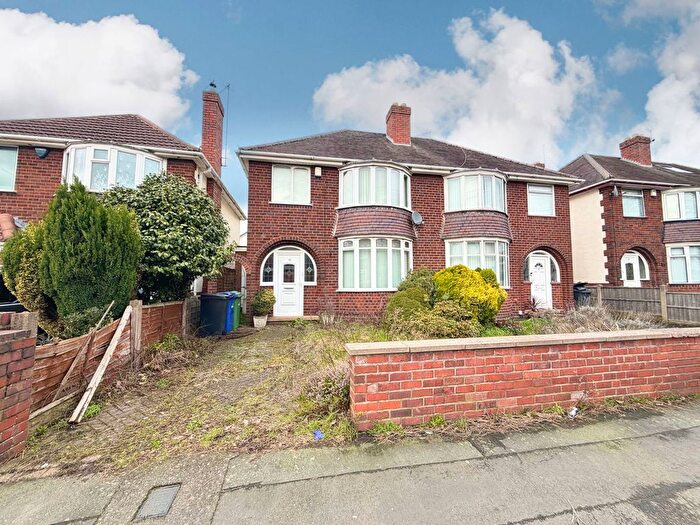 3 Bedroom Semi Detached House For Sale In Corbyns Hall Road, Pensnett, Brierley Hill, DY5