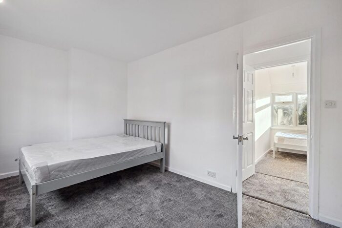 3 Bedroom Detached House To Rent In Danetree Road, Epsom, KT19