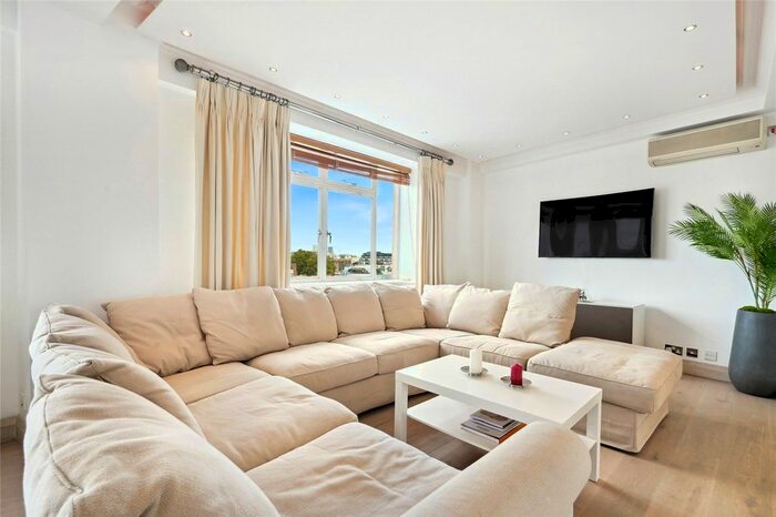 2 Bedroom Flat To Rent In Chelsea House, Lowndes Street, SW1X
