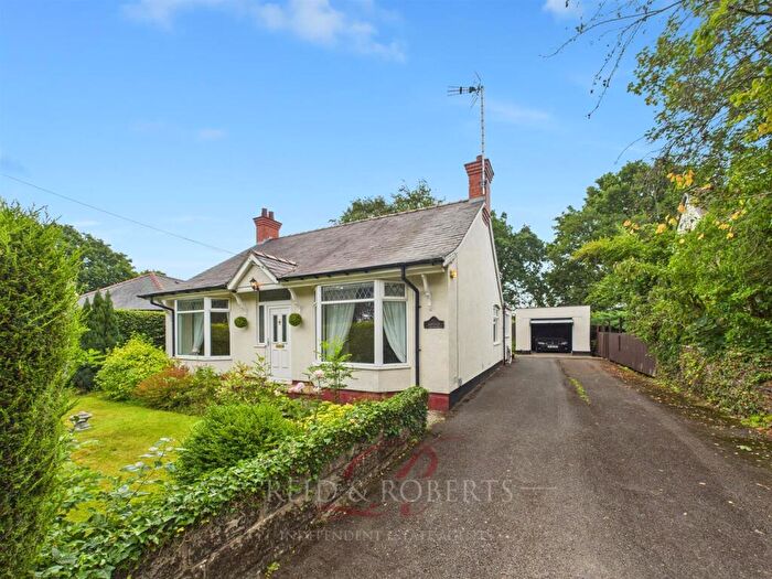3 Bedroom Detached Bungalow For Sale In Rhos Avenue, Penyffordd, Chester, CH4