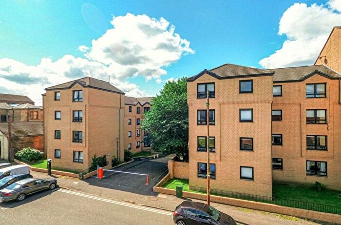 2 Bedroom Flat To Rent In Glenfarg Street, Glasgow, G20
