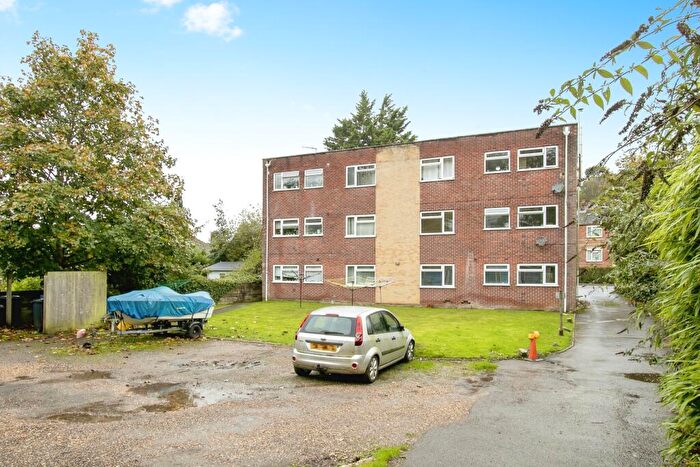 2 Bedroom Flat For Sale In Guest Avenue, Poole, Dorset, BH12