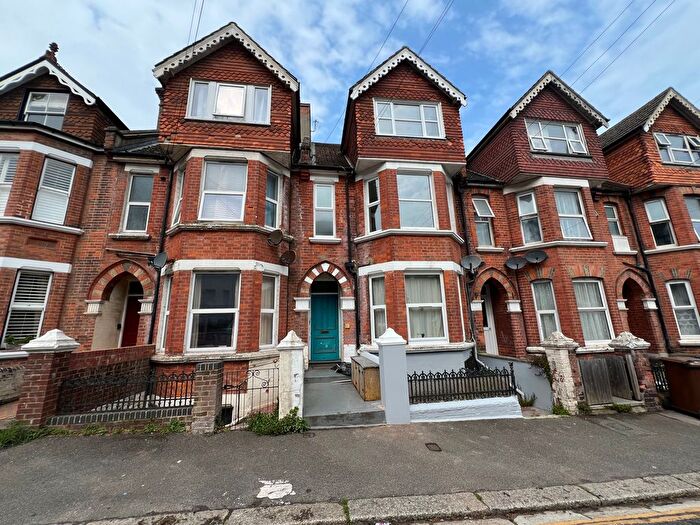 2 Bedroom Flat To Rent In Milward Road, Hastings, TN34