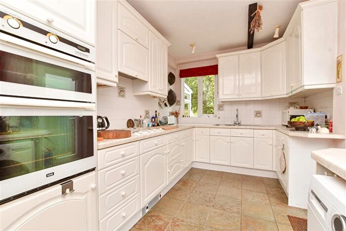 3 Bedroom Detached House For Sale In Highlands Avenue, Leatherhead, Surrey, KT22