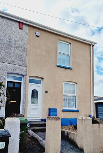 3 Bedroom Terraced House To Rent In Agaton Road, Plymouth, PL5
