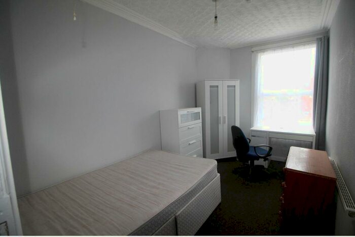 6 Bedroom Flat To Rent In A Warwick Street, Leamington Spa, CV32