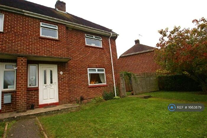 3 Bedroom Semi-Detached House To Rent In St. Anns Close, Andover, SP10